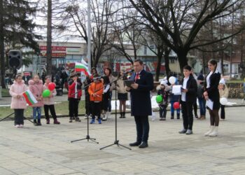 Ветово отбеляза националния празник 3 март