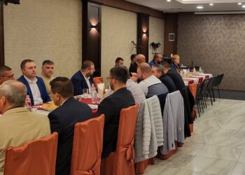 ДПС даде в Русе празнична вечеря ифтар за всички власти