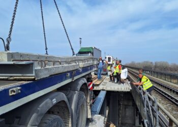 Ремонтът на Дунав мост напредва, 340 м панели вече са подменени