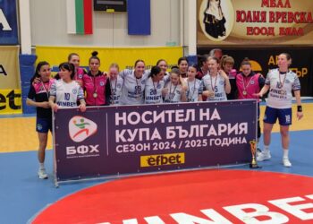 Бяла вдигна Купата по хандбал, кметът Славов: Доказаха защо са „бели тигрици“ /ВИДЕО/