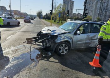 Три автомобила се сблъскаха на кръстовището в кв.“Дружба 3“ в Русе