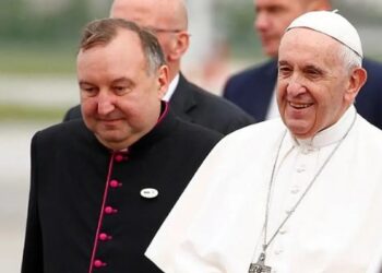 Монсеньор Каваленов от Русе: Папа Франциск беше светла и прекрасна личност, отворена към всеки човек