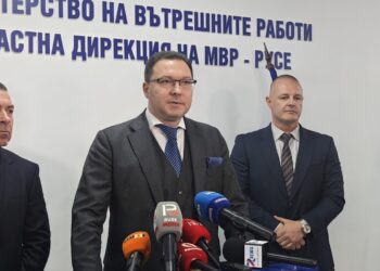 Министър Митов похвали ОДМВР-Русе, приоритети са пътната безопасност и борбата с дрогата /ВИДЕО/