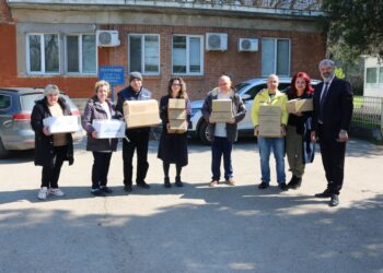 Пациентите от Центъра за психично здраве в Русе получиха дарение от областния управител