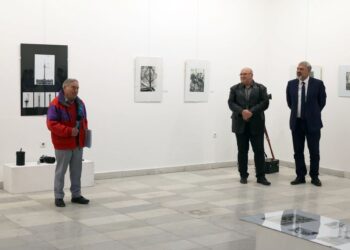 Хачик Лебикян подреди изложба от 50 черно-бели фотографии от Русе в РХГ