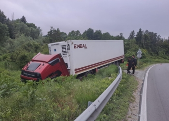 Турски тир катастрофира на пътя Русе-Бяла