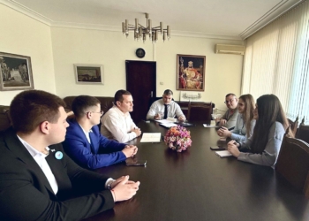Младежи и местна власт обсъдиха актуалните проблеми на подрастващите в Русе