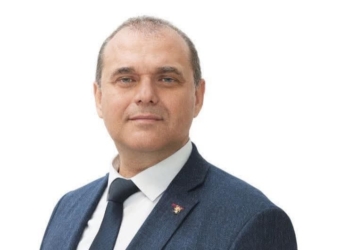 Искрен Веселинов напусна ВМРО след близо 30 години, обясни емоционално защо