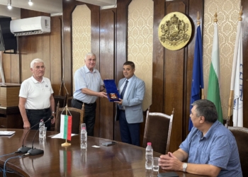 Военно-патриотични организации от България и Румъния обсъдиха в Русе нови форми на сътрудничество