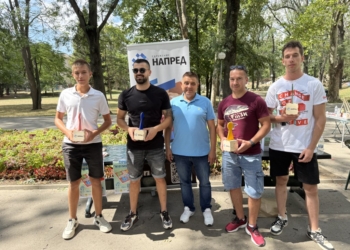 Млад татко спечели турнира „Не се сърди, човече“ в Русе