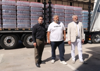 Драгомир Драганов дари над 41 000 бутилки с минерална вода на Областната администрация в Плевен