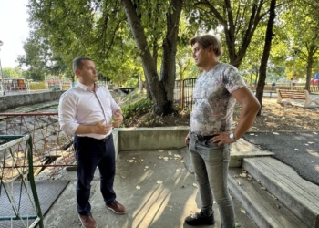 Кметът Пенчо Милков продължава обиколката и срещите по селата