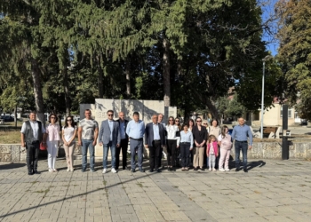 Община Ветово поднесе венци за Деня на Независимостта