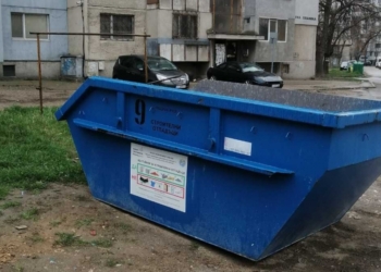 Строителни контейнери на ключови места в Русе до края на септември