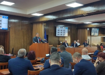 Сесията цикли заради точката за смяната на шефа на ВиК-Русе  /ВИДЕО/