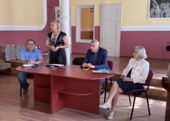 Училищни директори и специалисти в Русе обединяват усилия за превенция на агресията сред ученици
