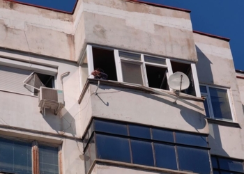 Взрив на газова бутилка в Русе изпрати възрастен мъж в болница /ВИДЕО/