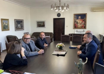 Кметът Пенчо Милков и режисьорът Хосе Варлета обсъдиха ролята на съвременното театрално изкуство