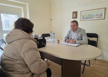 Депутатът Николай Братованов с приемна в Две могили