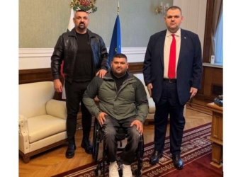 Делян Пеевски се срещна с шампиона от Глоджево – златния Ружди Ружди