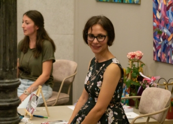 Весела Михова от Русенския университет ще представи книгата си „Времето между две пътувания“