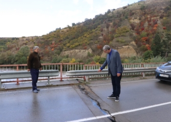 Река Янтра при Долна Студена се прибра в коритото си, компрометиран е мост