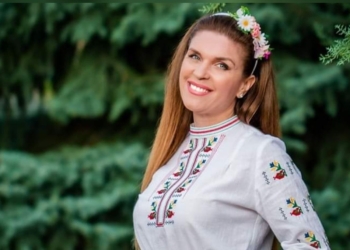 Сандрово празнува с певицата Цветелина и Даскало за фолклор „Орисия“