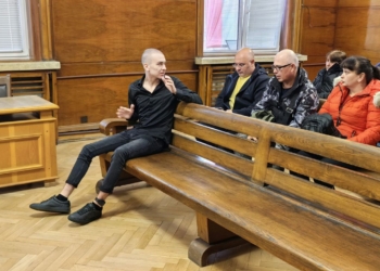Един от участниците в побоя над шефа на полицията вече е с парична гаранция