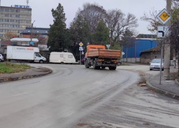 Водач на тротинетка е в тежко състояние след ПТП с тир /ВИДЕО/