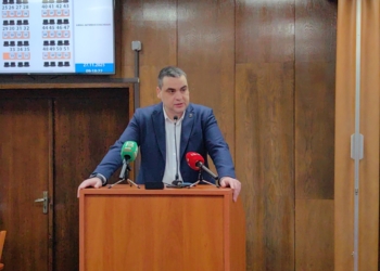 Съветниците направиха първа крачка за общинско предприятие за боклука /ВИДЕО/