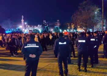 Протест срещу бюджета и с призиви за оставка на правителството и в Русе /ВИДЕО/