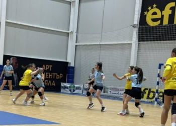 Девойките на ХК „Бяла“ играят  днес финал за Купа България в Бяла