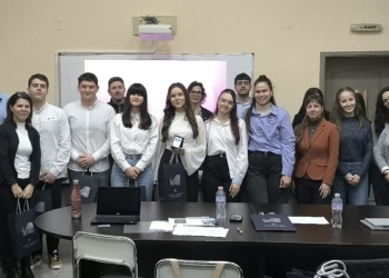 В Русенския университет се проведе Националната купа по финансова грамотност за ученици
