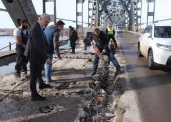 Областният управител се ангажира с ремонта на дупките по Дунав мост