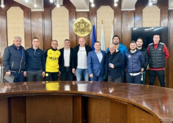 Футболните клубове в Русе подписаха Етичен кодекс в подкрепа на детско-юношеския футбол