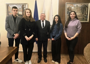 Акад. Белоев: Младежката активност е двигател за развитието на Русе
