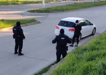 КПП-та в ромските квартали в Русе в акцията срещу купения вот /ВИДЕО/