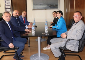 Депутатите от „Прогресивна България“ от Русе се срещнаха с областния управител