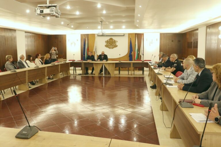 Русе Медиа - За да знаеш повече Областният управител се срещна със структурите за сигурност в Русе