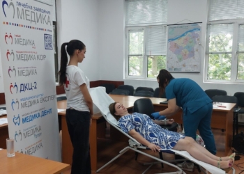 11 дами се включиха в първата изнесена  кръводарителска акция в Сливо поле