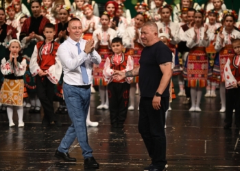 Концертът на ФТТ „Найден Киров“ събра 2000 евро за водния център на Скури
