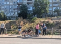 Кметът и служители от различни институции почистиха в Бяла