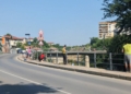 В Бяла продължава акция по освежаване на парапетите покрай реката
