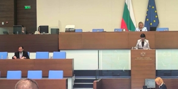 Арх.Живка Бучуковска поиска от министъра конкретни срокове за бул.“България“ в Русе