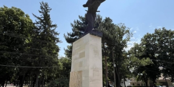Русе Медиа - За да знаеш повече Община Две могили: Паметникът на Филип Тотю и къщата нямат статут на културни ценности