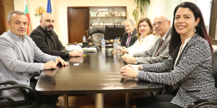 Русе Медиа - За да знаеш повече Русе Медиа - За да знаеш повече