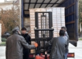 Русе Медиа - За да знаеш повече С перипетии разтовариха 217 300 хартиени бюлетини в Русе /ВИДЕО/